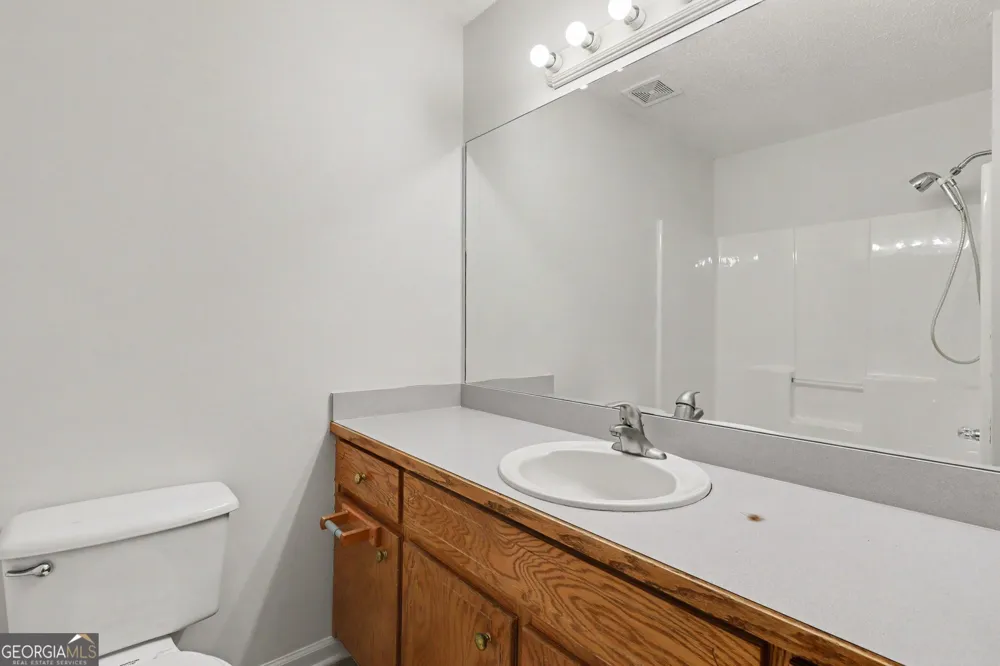 18 Broadlands DR White, GA 30184