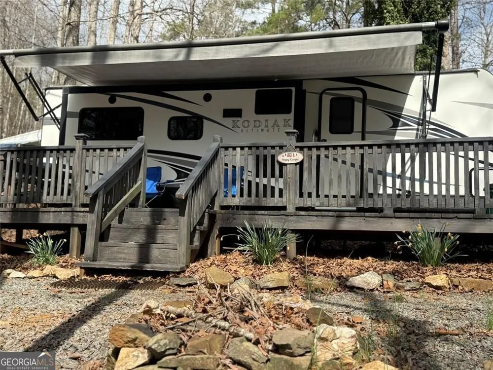 532 10th ST Ellijay, GA 30540