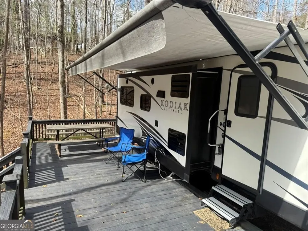 532 10th ST Ellijay, GA 30540