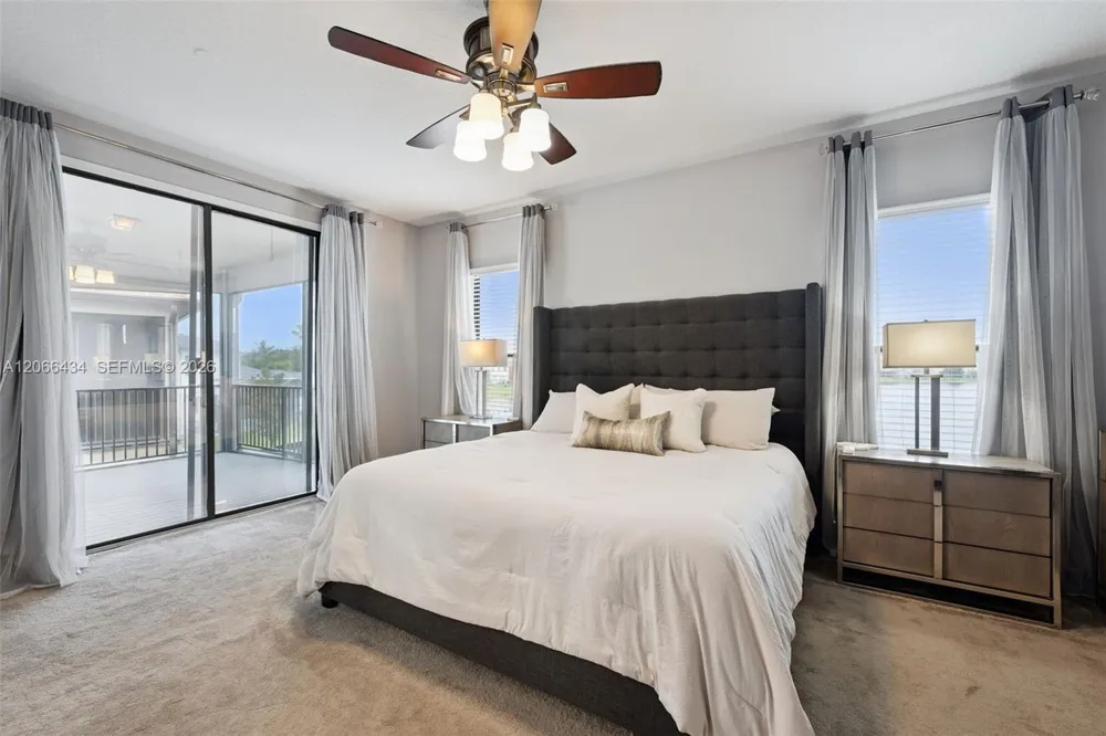 10033 LAKE DISTRICT LN #0 Orlando, FL 32832