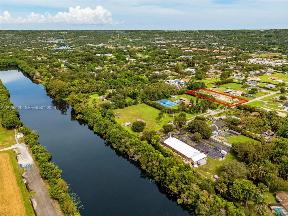 3550 NW 94th Ave Cooper City, FL 33024