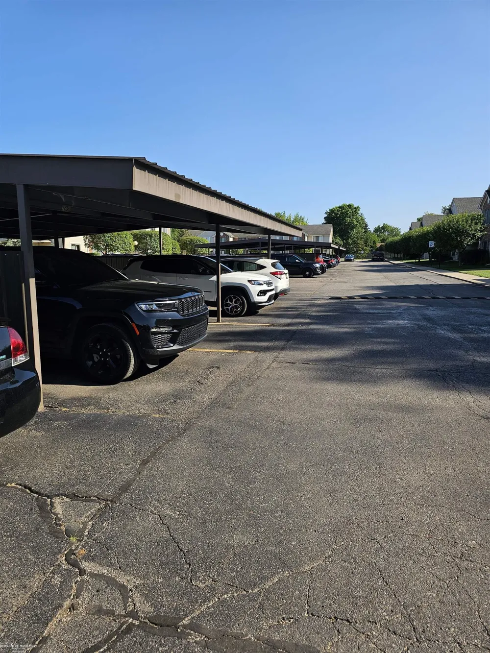 30607 Hidden Pines Lane Roseville City, MI 48066