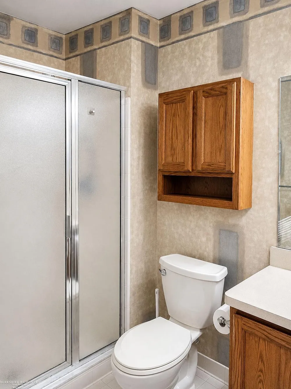 30607 Hidden Pines Lane Roseville City, MI 48066
