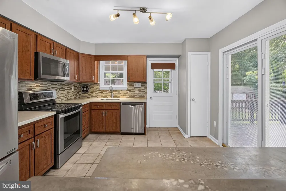 3637 WOODLEY ROAD Waldorf, MD 20601