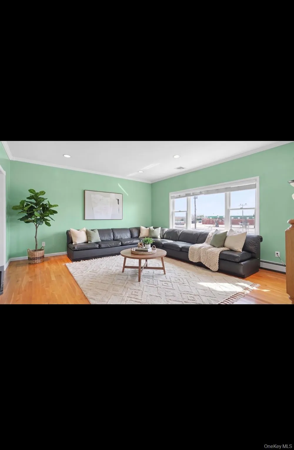 53 East Avenue Lawrence, NY 11559