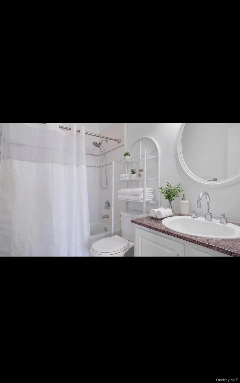 53 East Avenue Lawrence, NY 11559