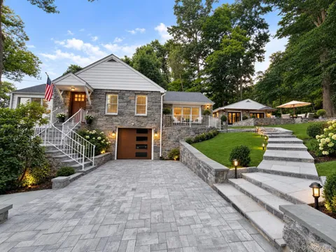 18 Kirk Lake Drive