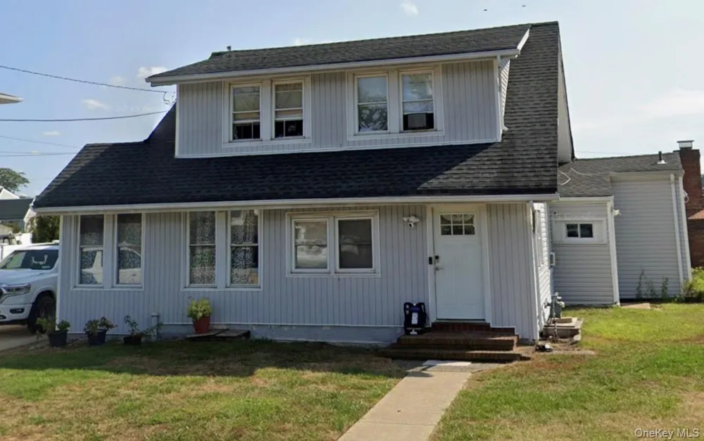 370 Clocks Boulevard Massapequa, NY 11758