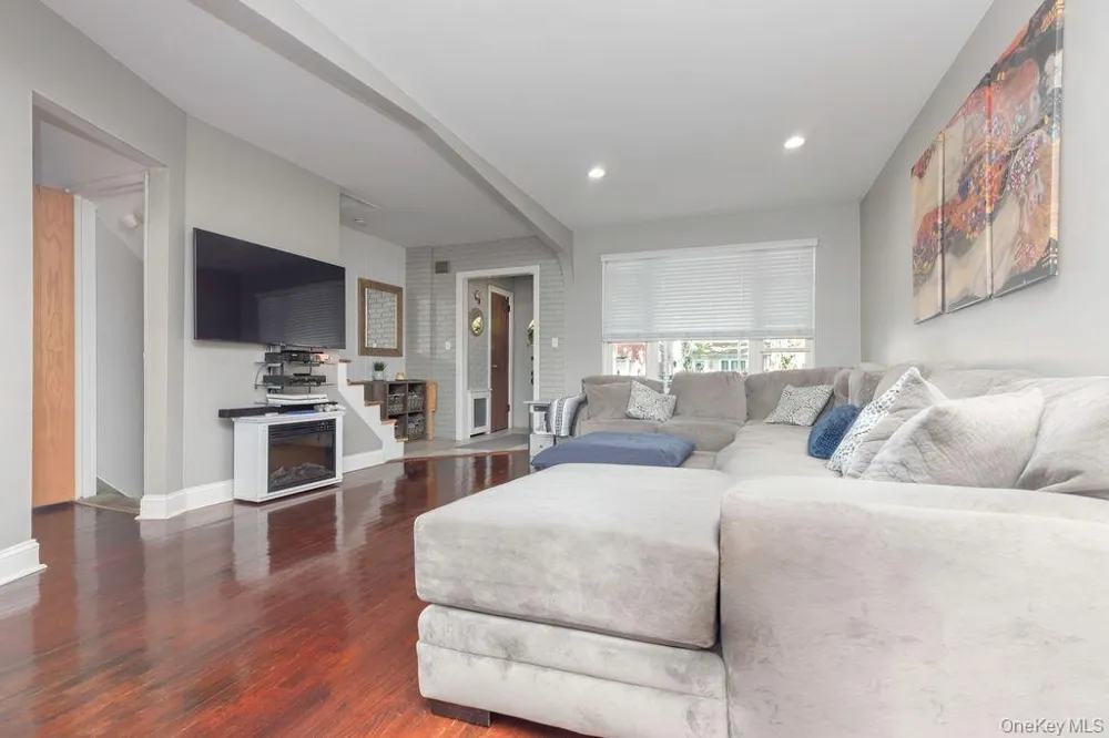 1915 Fowler Avenue Bronx, NY 10462