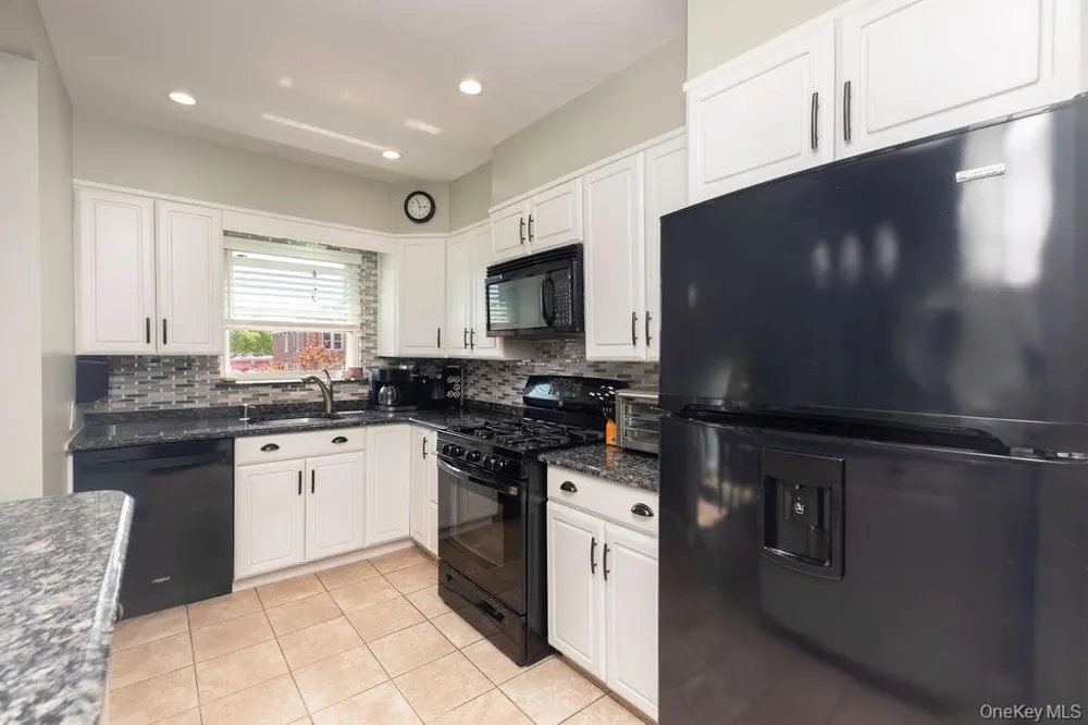 1915 Fowler Avenue Bronx, NY 10462