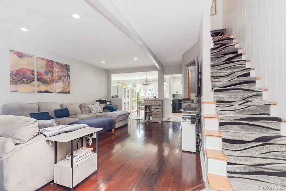 1915 Fowler Avenue Bronx, NY 10462