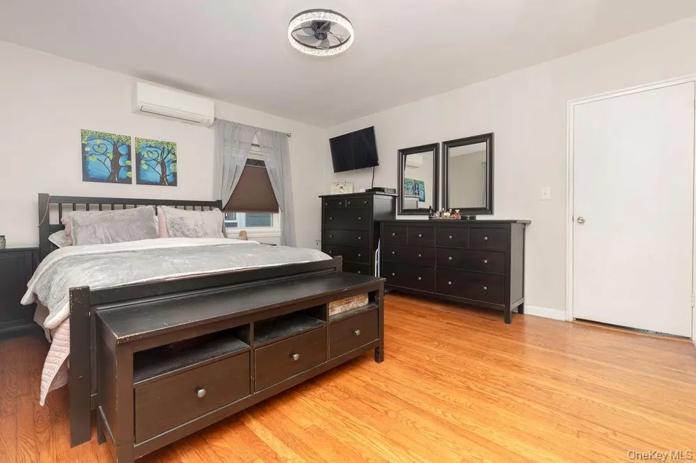 1915 Fowler Avenue Bronx, NY 10462