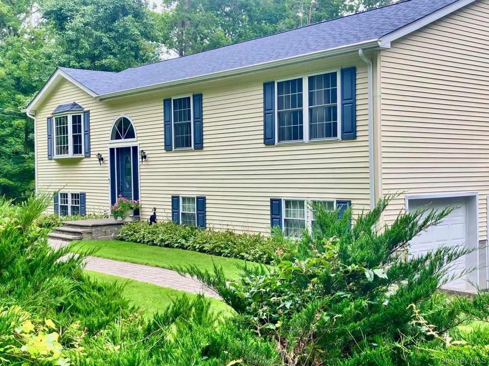 36 Carpenter Road New Hampton, NY 10958