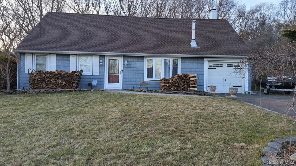 146 Rosemont Avenue Farmingville, NY 11738