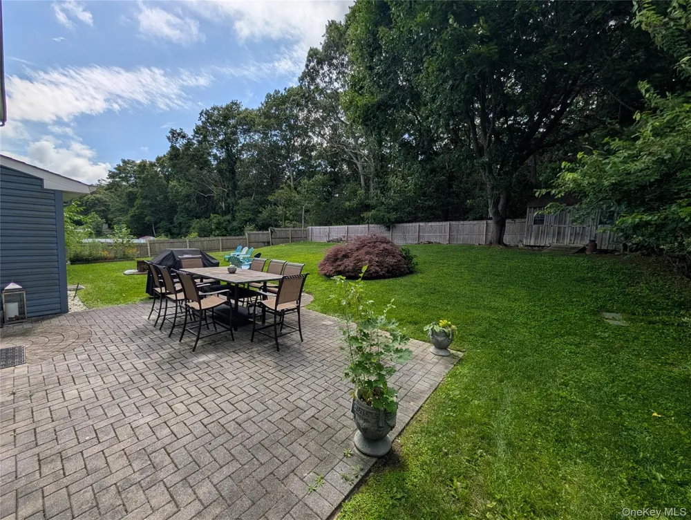 146 Rosemont Avenue Farmingville, NY 11738