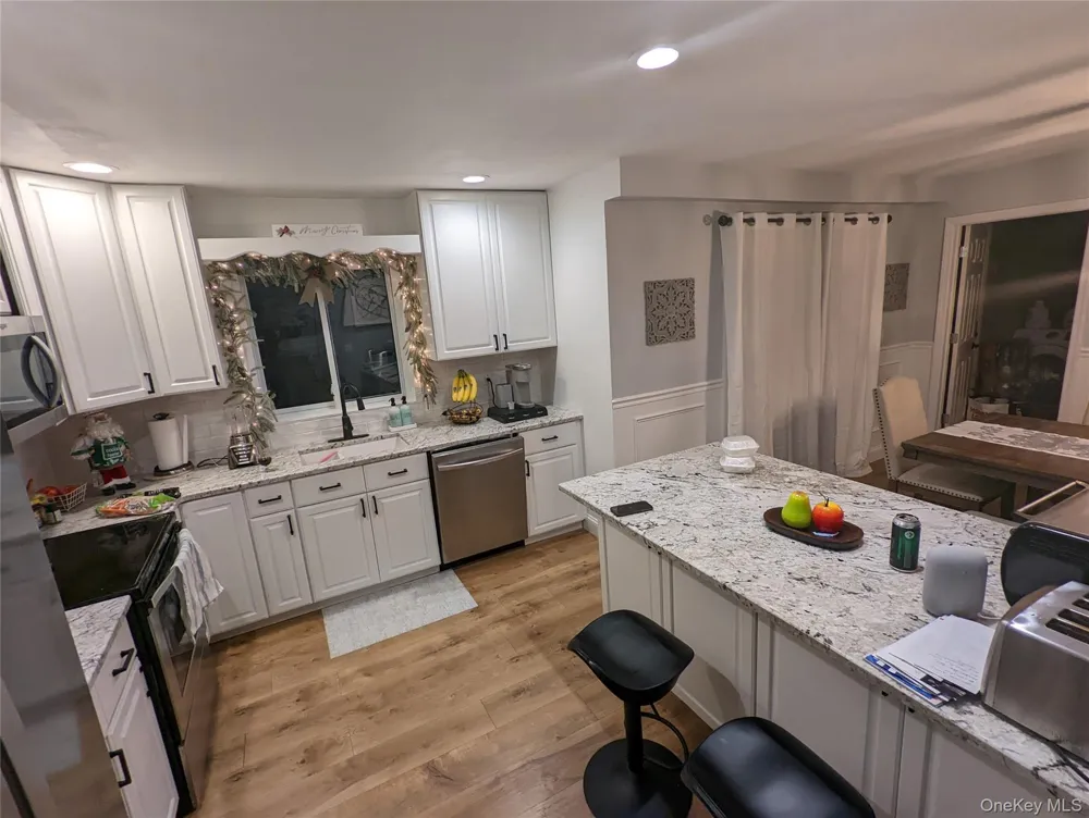 146 Rosemont Avenue Farmingville, NY 11738