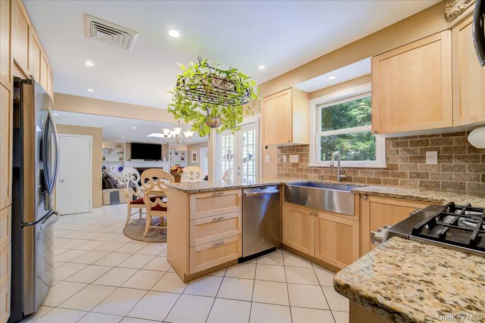 22 Concord Drive New City, NY 10956