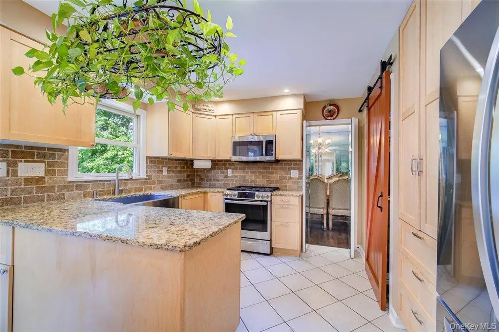 22 Concord Drive New City, NY 10956