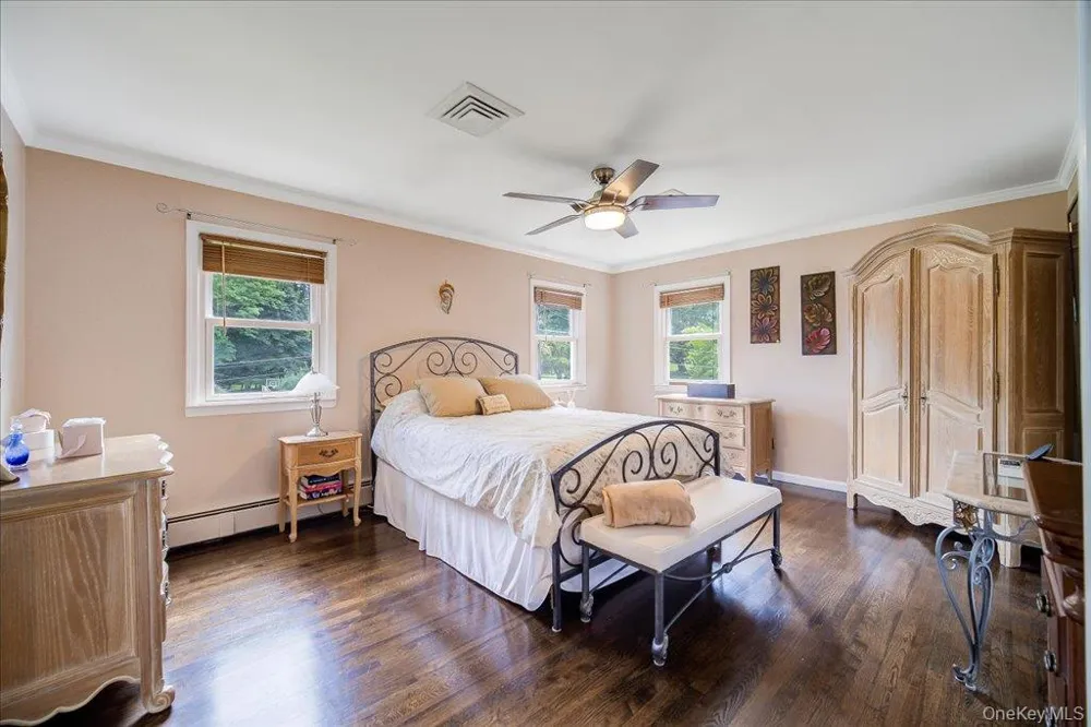 22 Concord Drive New City, NY 10956