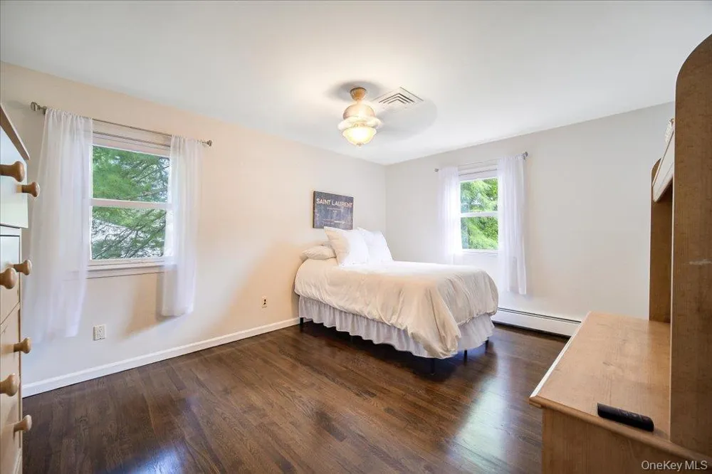 22 Concord Drive New City, NY 10956