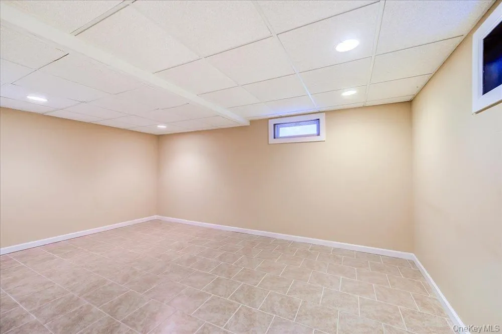 22 Concord Drive New City, NY 10956