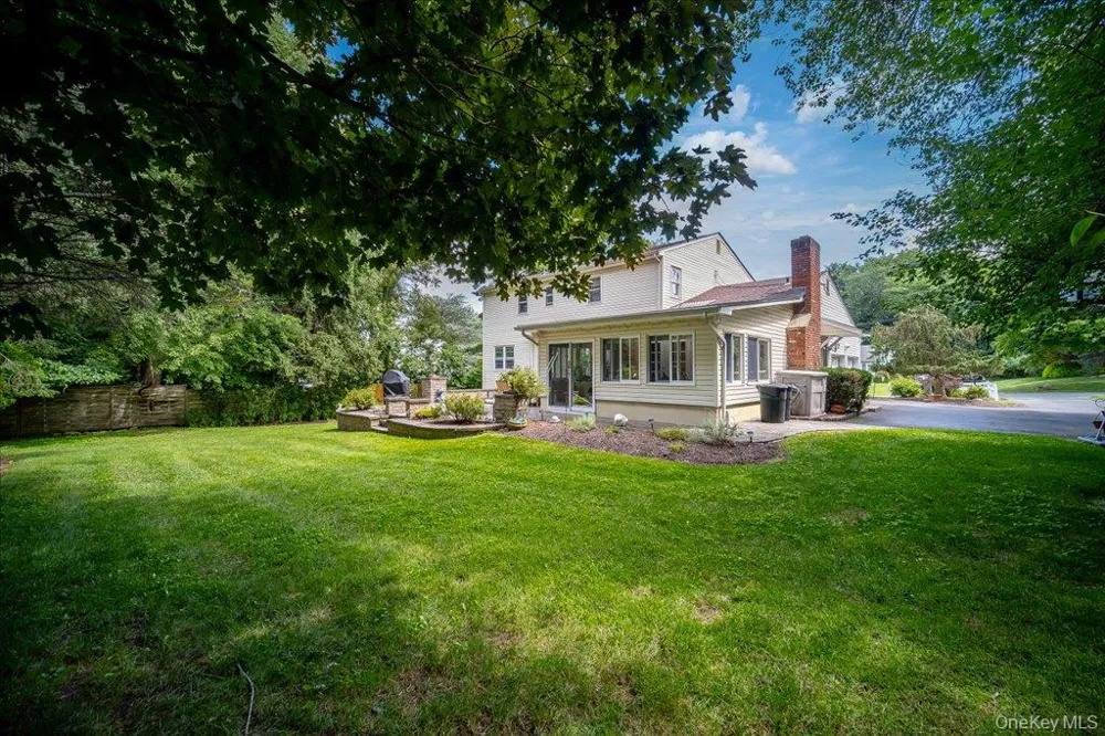 22 Concord Drive New City, NY 10956