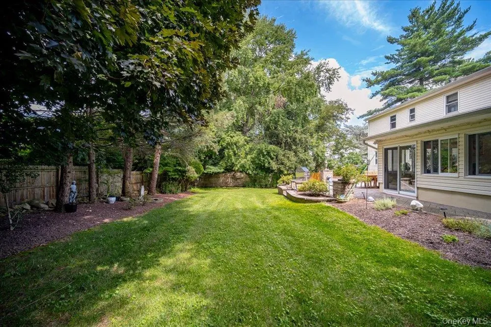 22 Concord Drive New City, NY 10956
