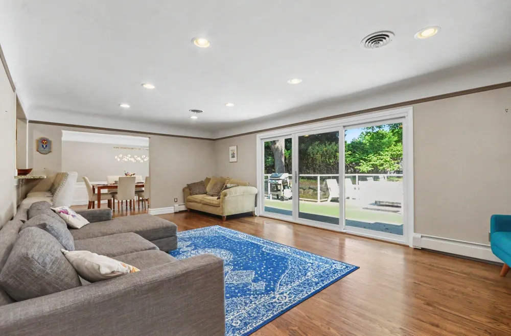 25800 Franklin Park Court Franklin, MI 48025