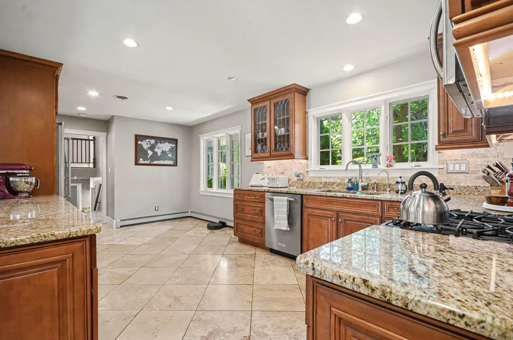 25800 Franklin Park Court Franklin, MI 48025