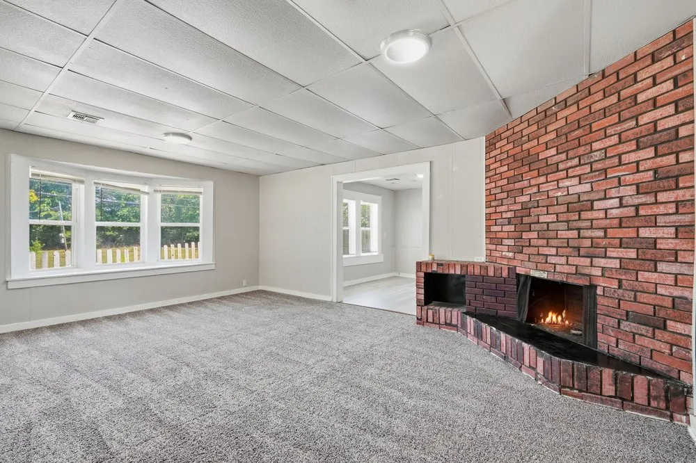 202 W Ada Street Sperry, OK 74073