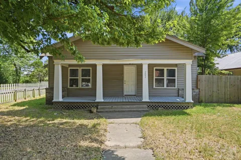 202 W Ada Street