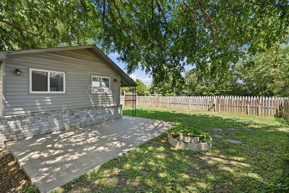 202 W Ada Street Sperry, OK 74073