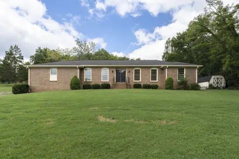 2314 East Hill Dr