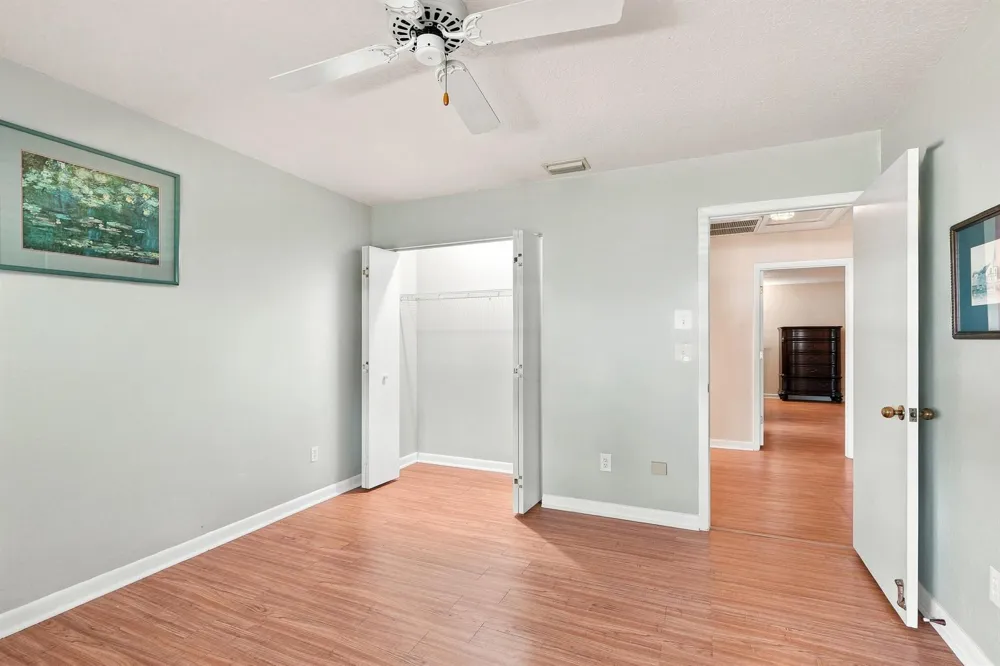 2381 SW BAYSHORE BOULEVARD Port St. Lucie, FL 34984