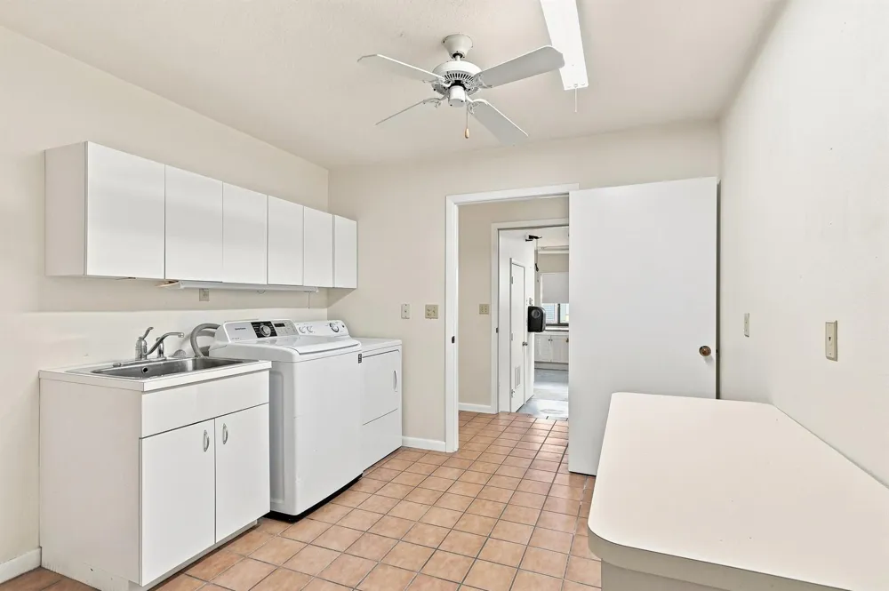 2381 SW BAYSHORE BOULEVARD Port St. Lucie, FL 34984