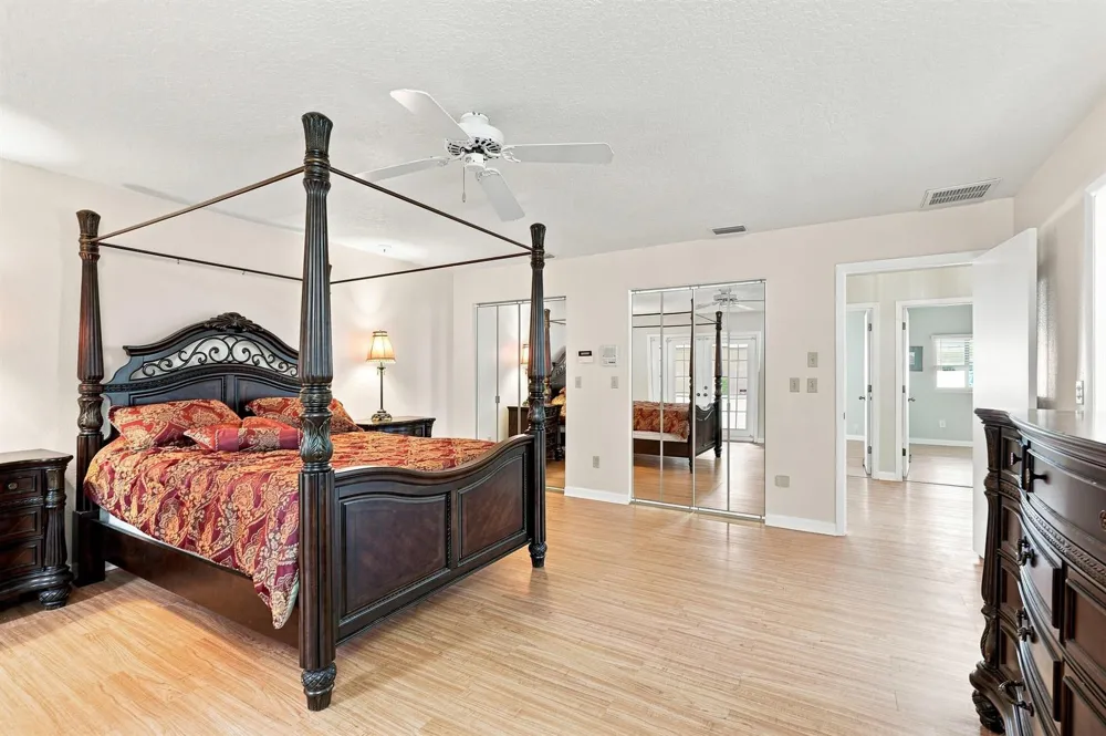 2381 SW BAYSHORE BOULEVARD Port St. Lucie, FL 34984