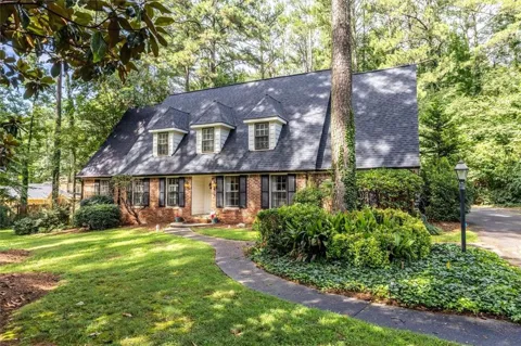 2267 Oxbow Circle