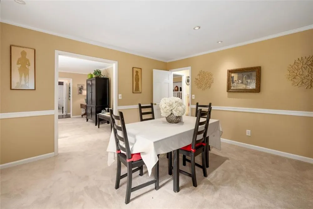 2267 Oxbow Circle Smoke Rise, GA 30087