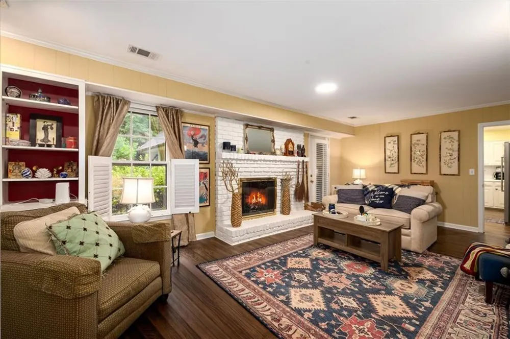 2267 Oxbow Circle Smoke Rise, GA 30087