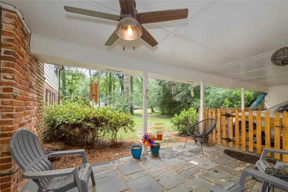 2267 Oxbow Circle Smoke Rise, GA 30087