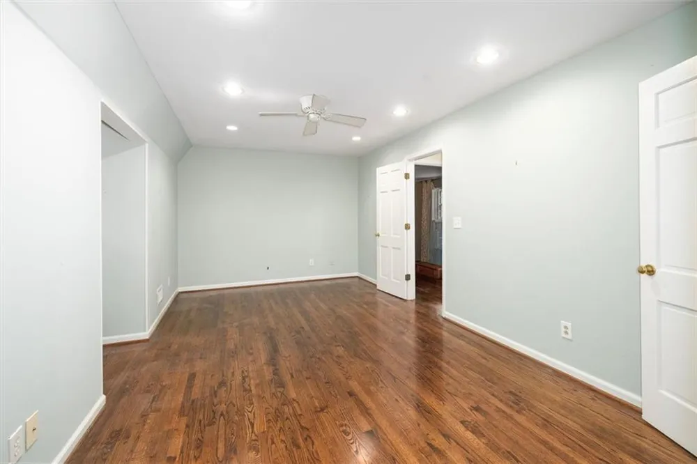 2267 Oxbow Circle Smoke Rise, GA 30087