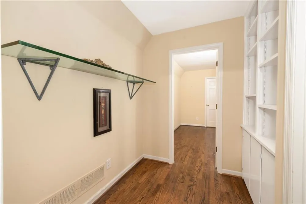 2267 Oxbow Circle Smoke Rise, GA 30087