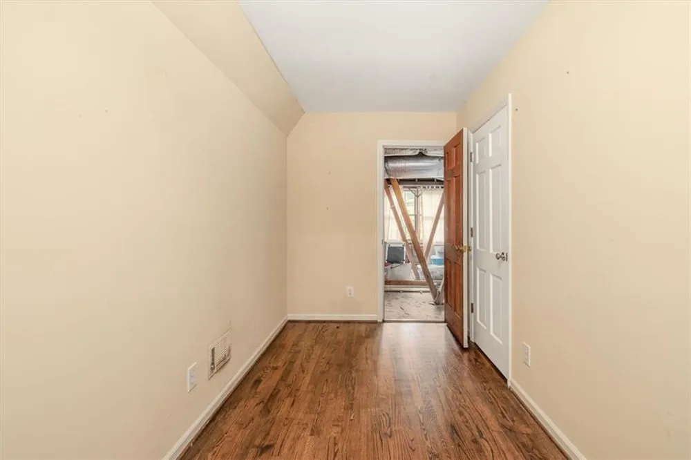2267 Oxbow Circle Smoke Rise, GA 30087