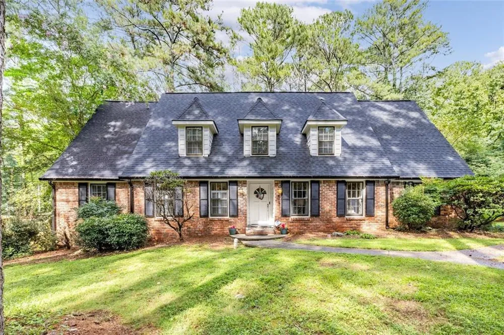 2267 Oxbow Circle Smoke Rise, GA 30087
