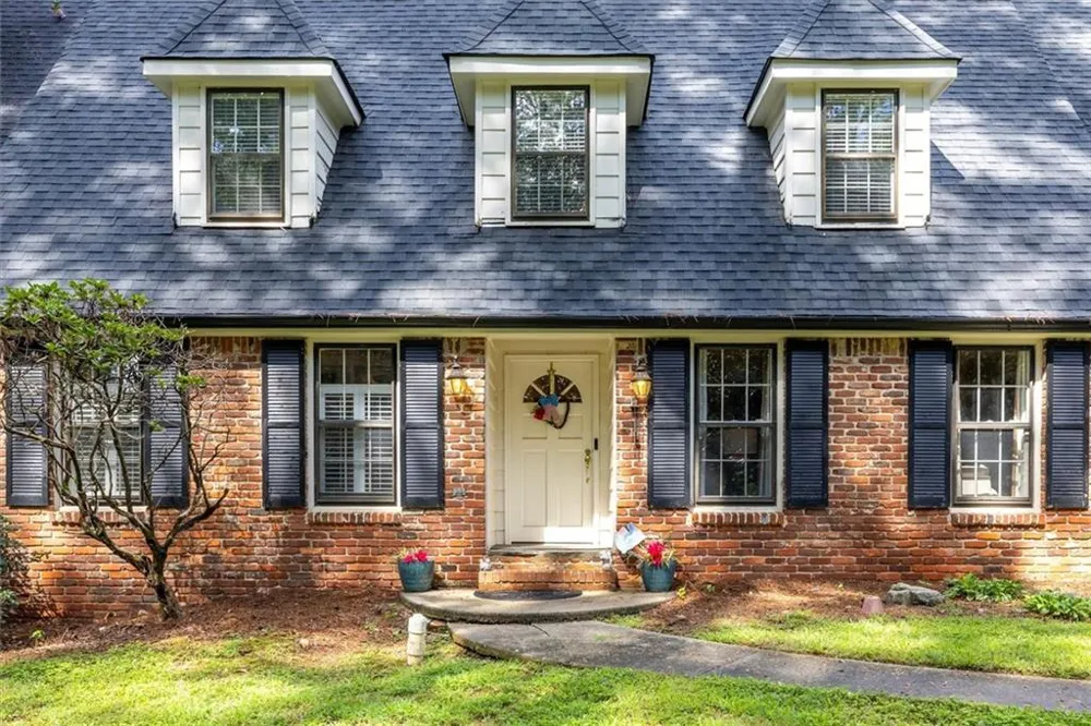 2267 Oxbow Circle Smoke Rise, GA 30087