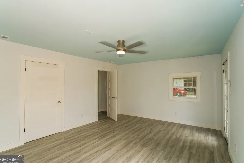5213 Dillon AVE Savannah, GA 31405