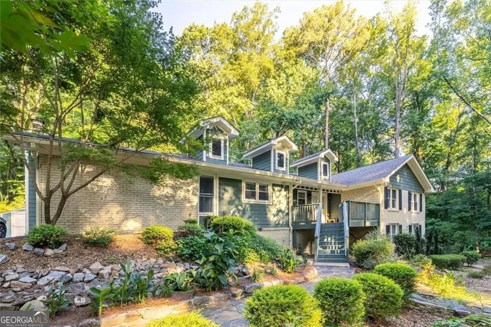 2210 Rosser PL Smoke Rise, GA 30087