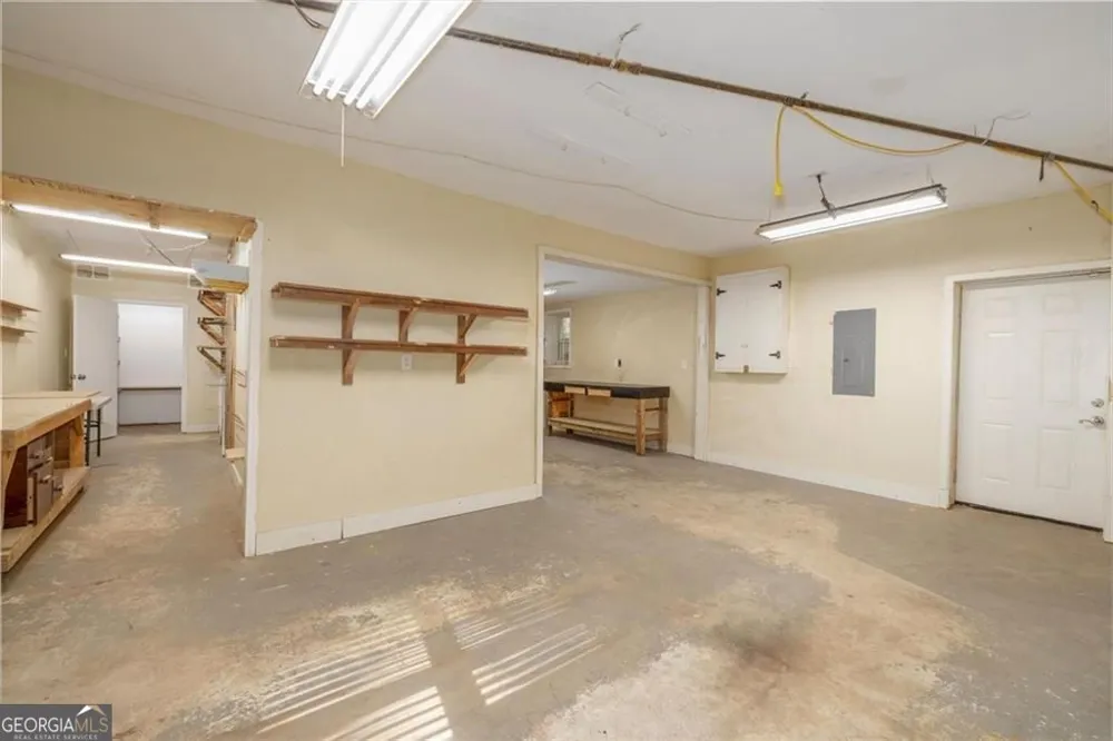 2210 Rosser PL Smoke Rise, GA 30087