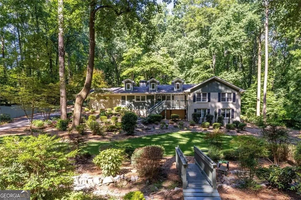 2210 Rosser PL Smoke Rise, GA 30087