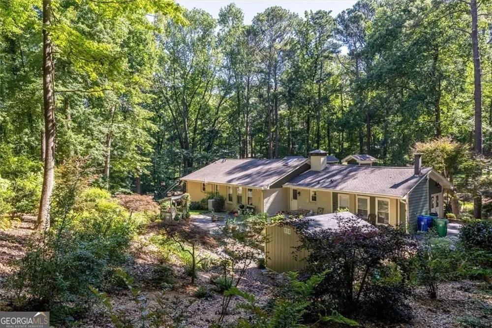2210 Rosser PL Smoke Rise, GA 30087